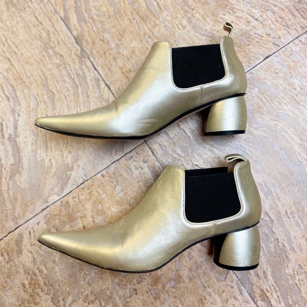 Marc Jacobs Gold Leather Chelsea Boots